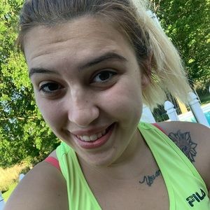 Meet your Posher, Molly